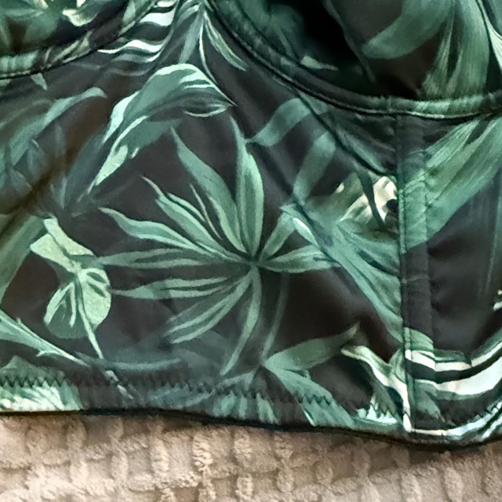 Victoria’s Secret Matching corset and panties sequin Print Lingerie Set - M 34DD - Picture 5 of 11